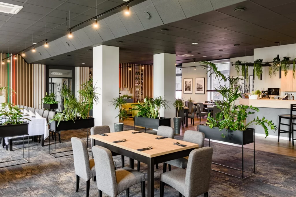 Sala restauracji Estella przy ul. Węgorka w Poznaniu