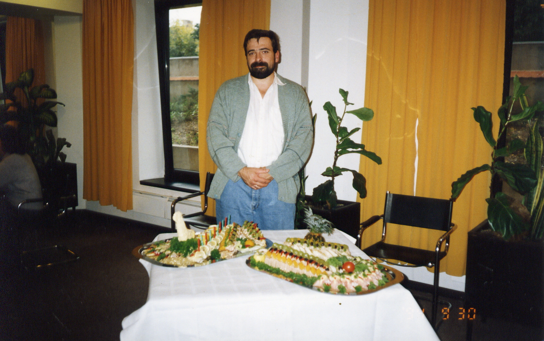 PAN, wrzesień 1994 — archiwalna publikacja o Estelli.